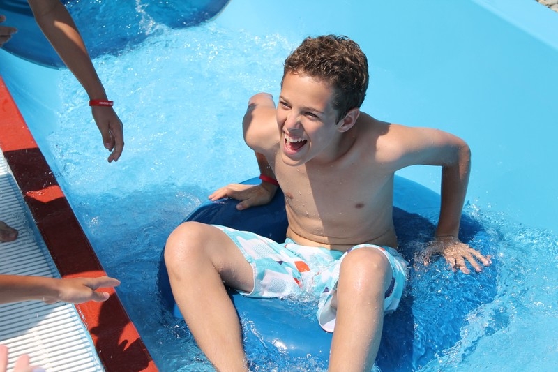Village Camps International Summer Camp Leysin, Switzerland 2025-08-09 https://www.villagecamps.com/journals_admin/images/682-1-pool day (63).jpg